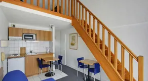 Yef Hotel Les Lilas - Image 5