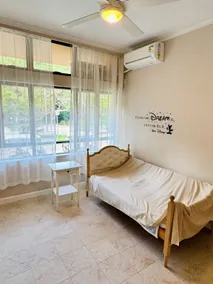 Spacious flat in Discovery bay! - Image 2