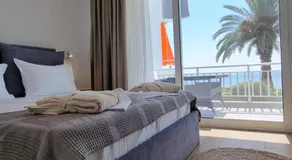 Seafront Bliss Apartment Skala Fourkas - Image 2