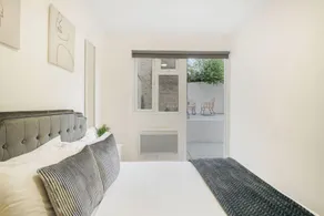 Shirland Road Flat - Image 2