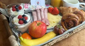 Edenmore Cottage Bed & Breakfast - Image 4