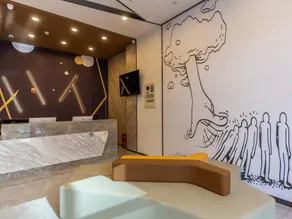 IU Hotel Lanzhou West Terminal Station Zhongtianjian Square - Image 3