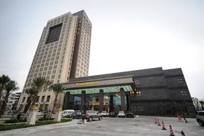 Chengda Hotel - Image 4