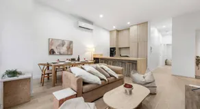 DUNE Designer 2 Bedroom Apartment with River Views & Pool - Image 2
