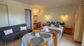 Anemos Studios & Apartments - Image 5