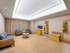 Vienna Hotel Jiangsu Xuzhou Pengcheng Square - Image 5