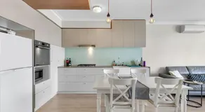 Light apartment in amazing central location - Image 3