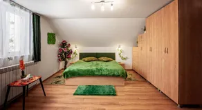 CASUTA CU FLORI - Image 2