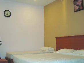 Hotel Kadamba Guestline - Image 5