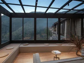 Stray Birds Hotel - Image 4