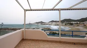 Apartamentos El Puerto - Image 2