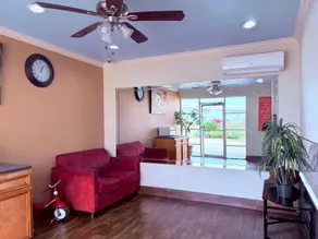 Regency Inn Houston near Hobby Airport - Image 2