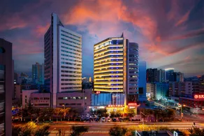 GreenTree Eastern Hotel Xinjiang Urumqi Renmin Road - Image 3