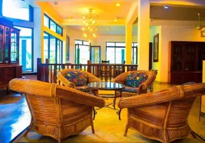 Brookside Resort Deluxe Triple - Image 4