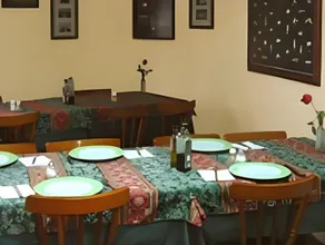 Roma Hotel - Image 5