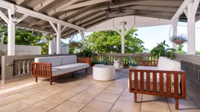 Lazy Parrot Inn - Image 4