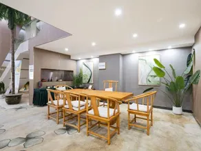 Days Inn Frontier Wuxi - Image 3