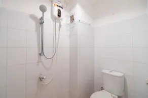 RedLiving Apartemen Gunung Putri Square - Sansan Room - Image 5