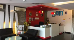 U and Me Hotel KULAI - Image 4