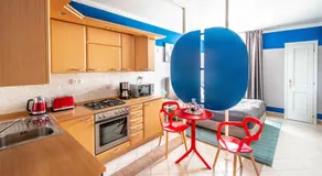 Garden Apartments - Image 4