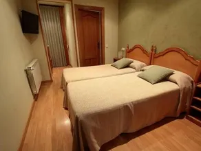 El Pedrís - Image 2