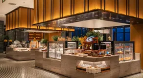 Phoenix Fairyland Hot Springs Hotel-best Grand Hotel l&swimming facilities-Sumptuous breakfast-only hot spring-10minute walk to the Town-free pick up - Image 4