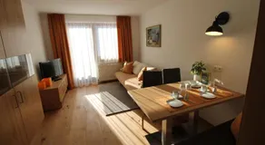Apartamento vacacional con terraza, jardín y sauna - Image 5