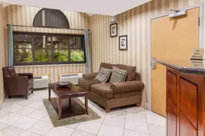 Quality Inn Knoxville West Cedar Bluff - Image 4