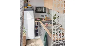 Comfortable caravan in a green setting - Image 3