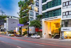 Parkside Sunline Hotel - Image 5