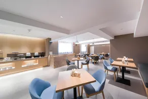 Home Inn Neo Zhengzhou Railway Station Dehua Pedestrian Street - Image 3
