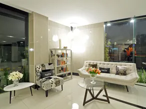 717 Cesar Place Hotel - Image 3