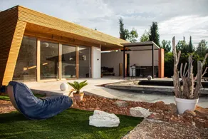 4u Bed & Spa - Image 3