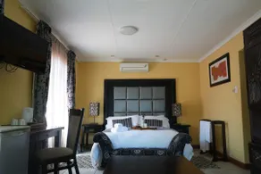 Tuscan Lodge Polokwane - Image 2