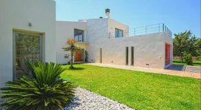 Country House with Private Pool - Image 5