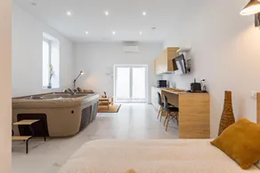 La Suite Valentine Spa Privatif - Marseille - Image 2