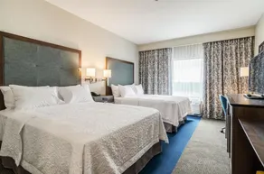 Hampton Inn Pratt - Image 4