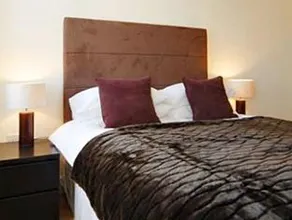 Reading Serviced Apartments - Image 4