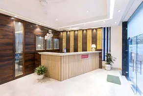 Hotel Emblem Suites By Denver, Delhi Airport - Image 5