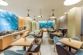 Home Inn Neo Guiyang Zhonghua Middle Road Penshuichi Metro Station - Image 3