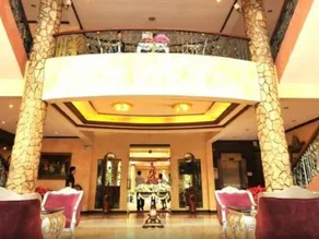 Queen Margarette Hotel Mauban - Image 5