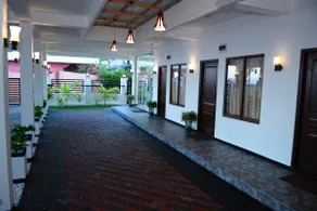Liyonaa Beach Hotel - Image 5