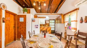 Aadonis traditional house on the Sea - Image 5