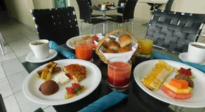Hotel San Jose Hostal - Image 2