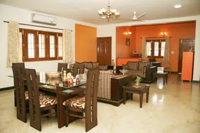 KD's VILLA - Image 3