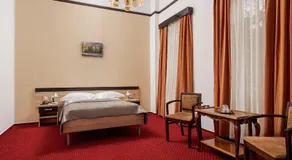 Hotel Central - Image 2