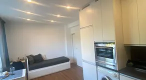 Apartmán 2+kk, 50 m2 v klidné lokalitě. 10 min od centra Prahy. - Image 2