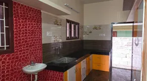 Royal Peters Holiday Homes, Main Falls, Coutralam - Image 2