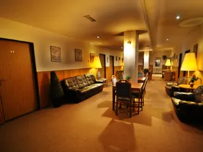 Hotel Bohemians - Image 3