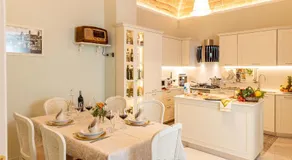 Charming Apartment Cartoni - Image 4